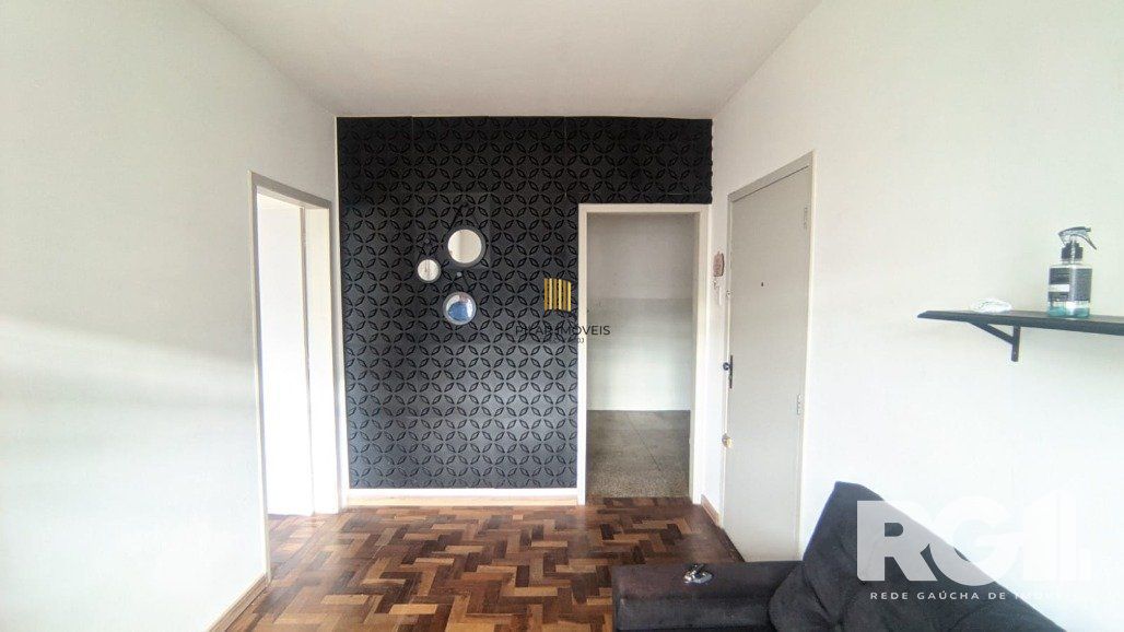 Apartamento térreo 01 dormitório, com vaga, condomínio Zeferino Dias - Sarandi