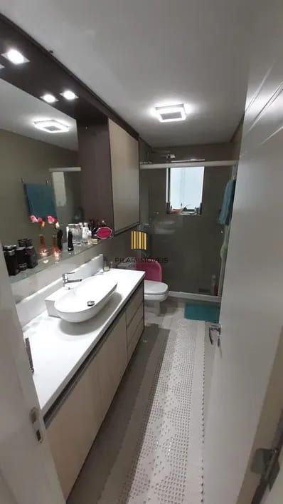 Apartamento 3 dormitórios no bairro Menino Deus
