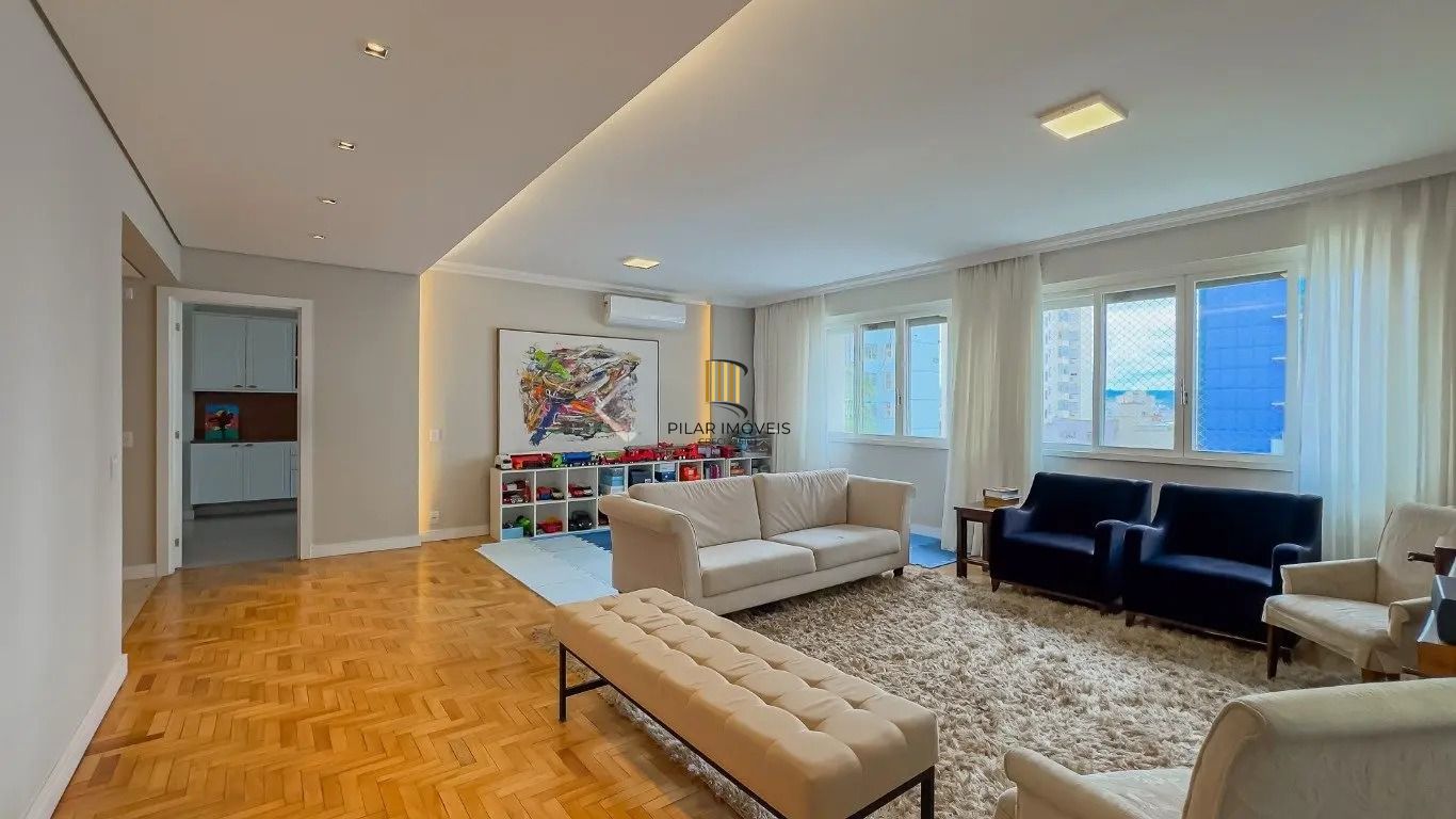 Apartamento com 3 quartos e 169m² com vista pro Guaiba, Av.  Independência, Porto Alegre.