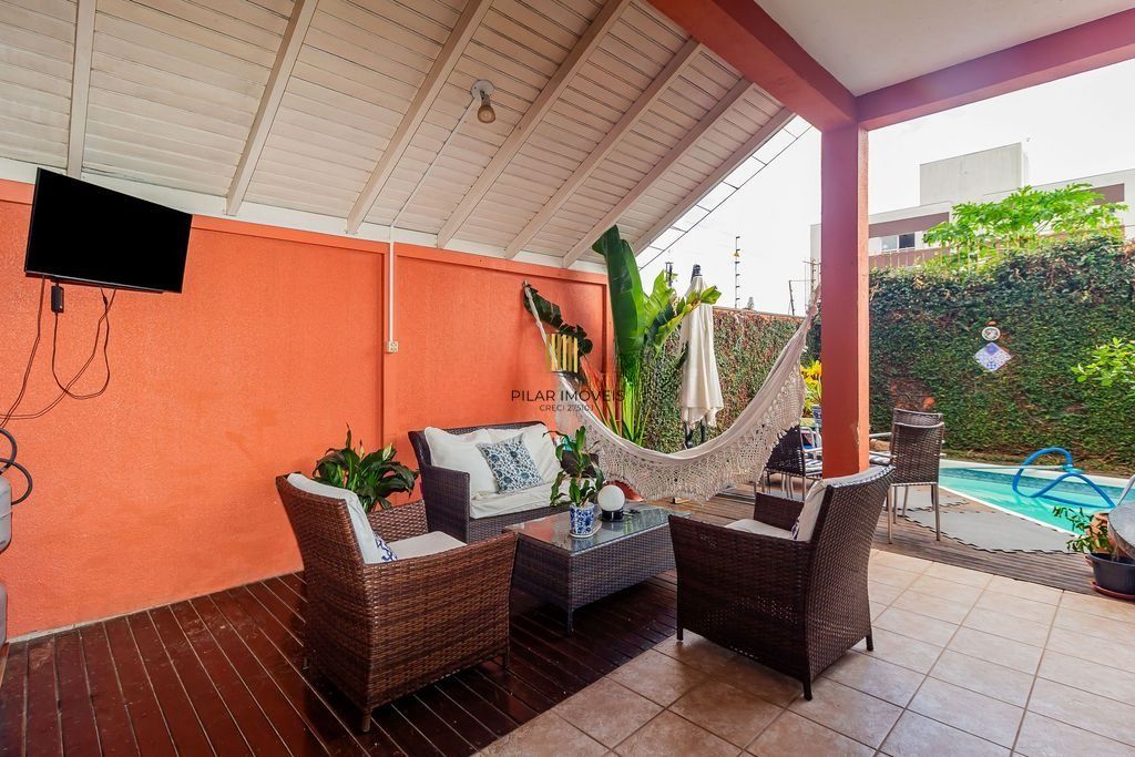 Casa 3 dormitórios no bairro Vila Ipiranga