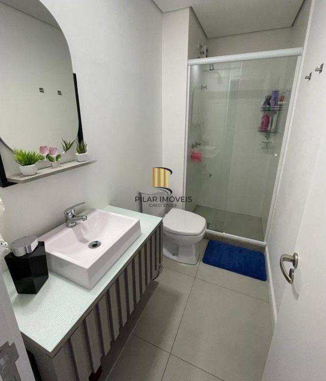 Apartamento 2 dormitórios no bairro Vila Ipiranga