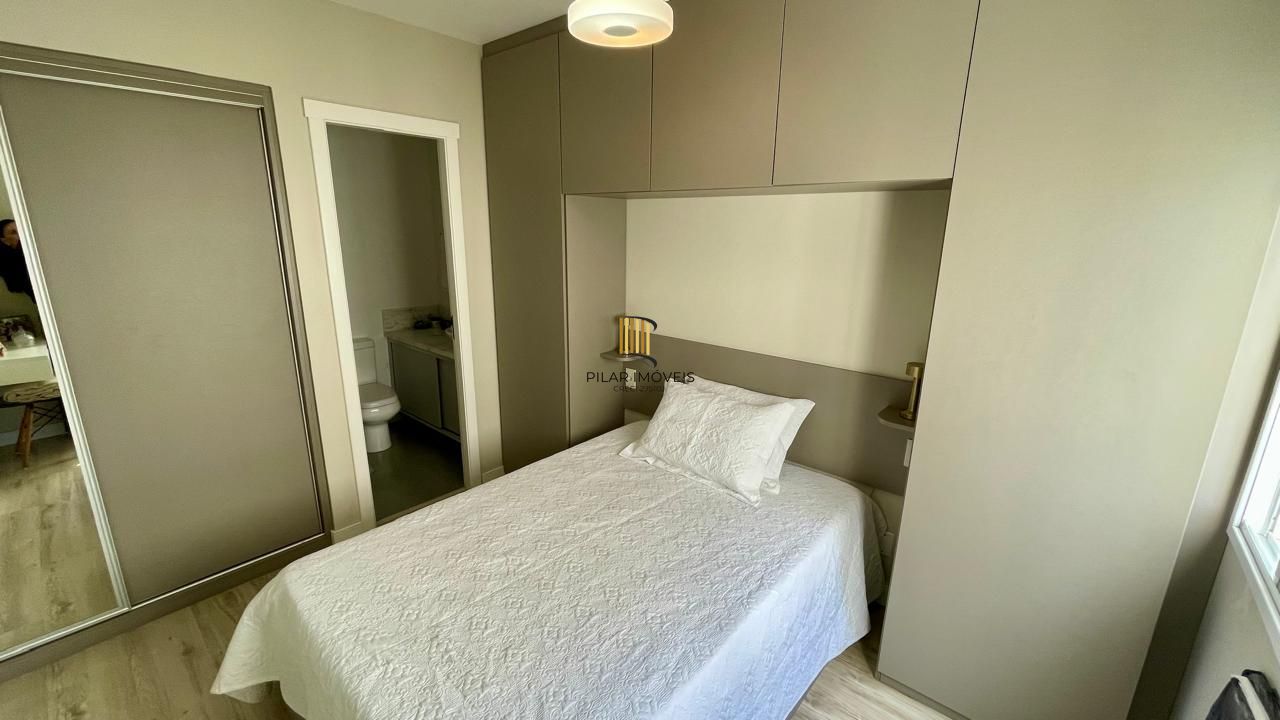 Apartamento semi-mobiliado com suíte e infraestrutura completa