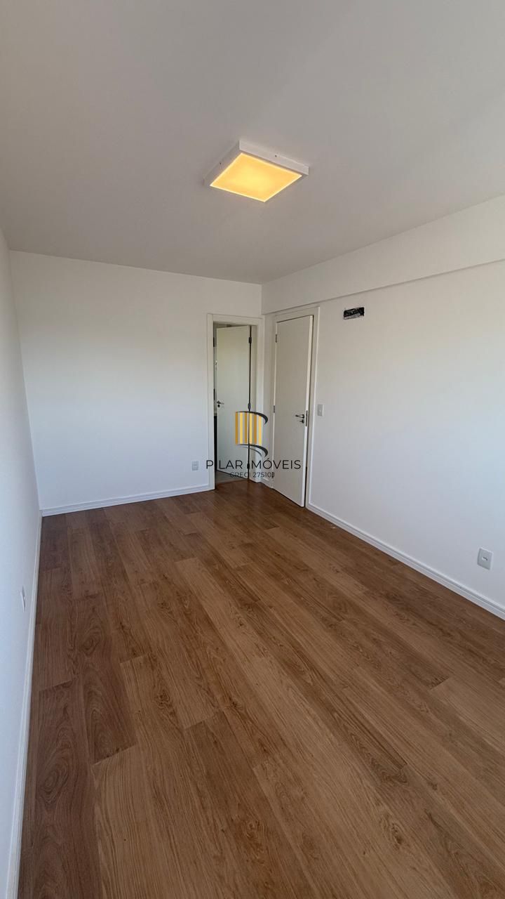 Apartamento 3 dormitórios no bairro Vila Ipiranga