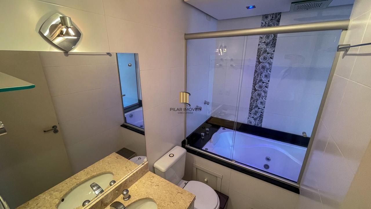 Casa em Condomínio 4 Dormitórios com Suíte no Lindoia - Porto Alegre