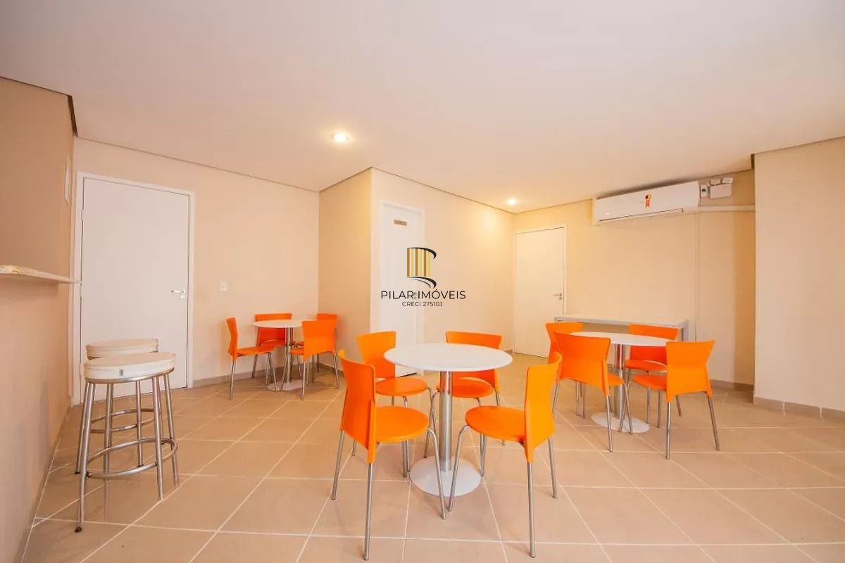 Apartamento 2 dorm, 1 vaga coberta   na Ary Tarrago- Jardim Itu