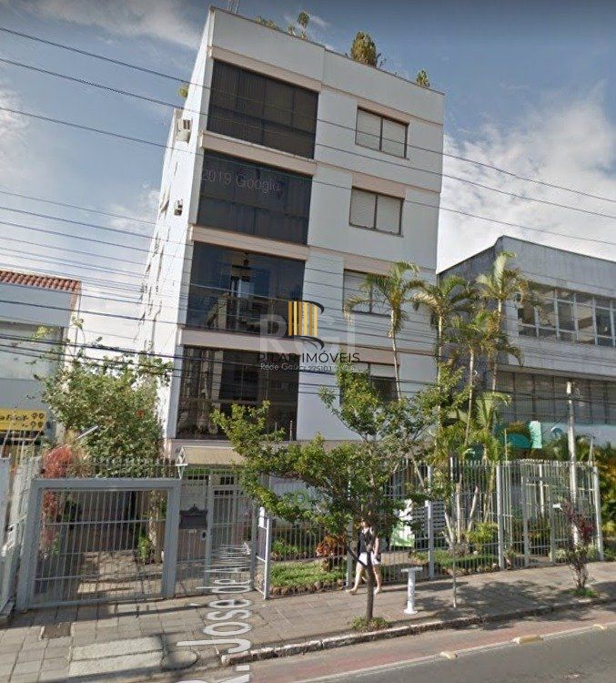Cobertura para Venda - 166m², 3 dormitórios, sendo 1 suites, 1 vaga - Menino Deus