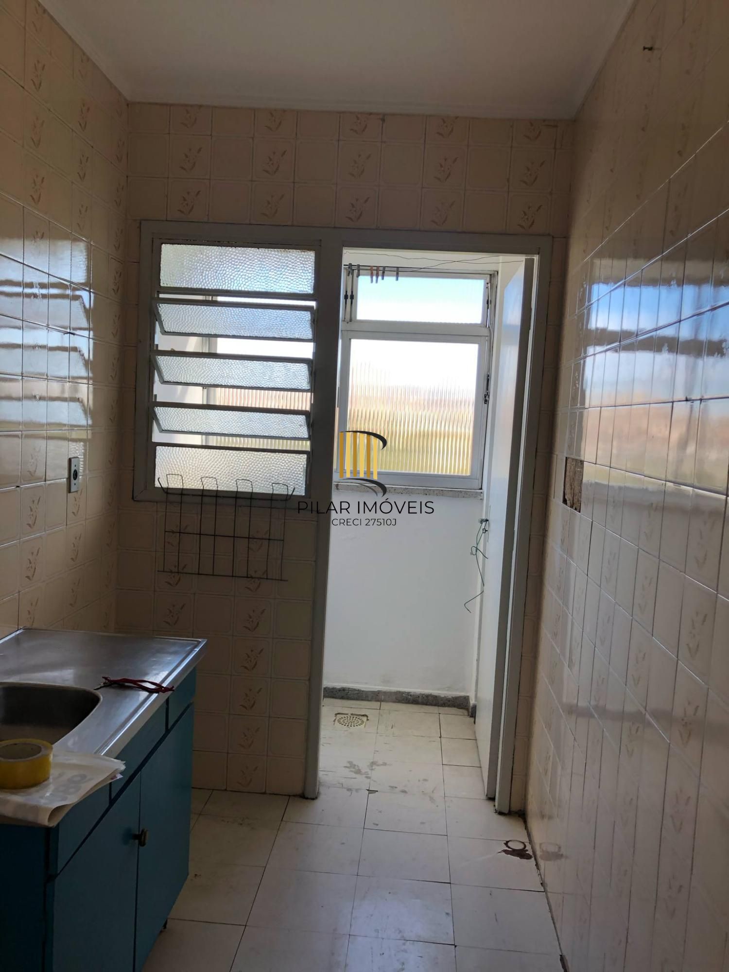 APARTAMENTO DE 1 DORMITÓRIO