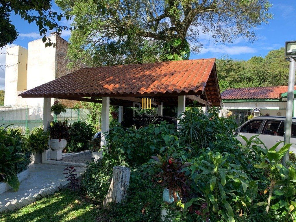 Sítio para Venda - 2000m², 3 dormitórios, 2 vagas - Ponta Grossa