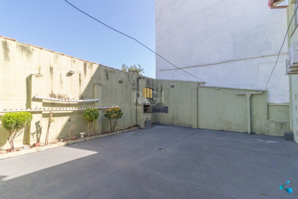 Casa para Venda - 272m², 3 dormitórios, sendo 1 suites, 2 vagas - Sarandi