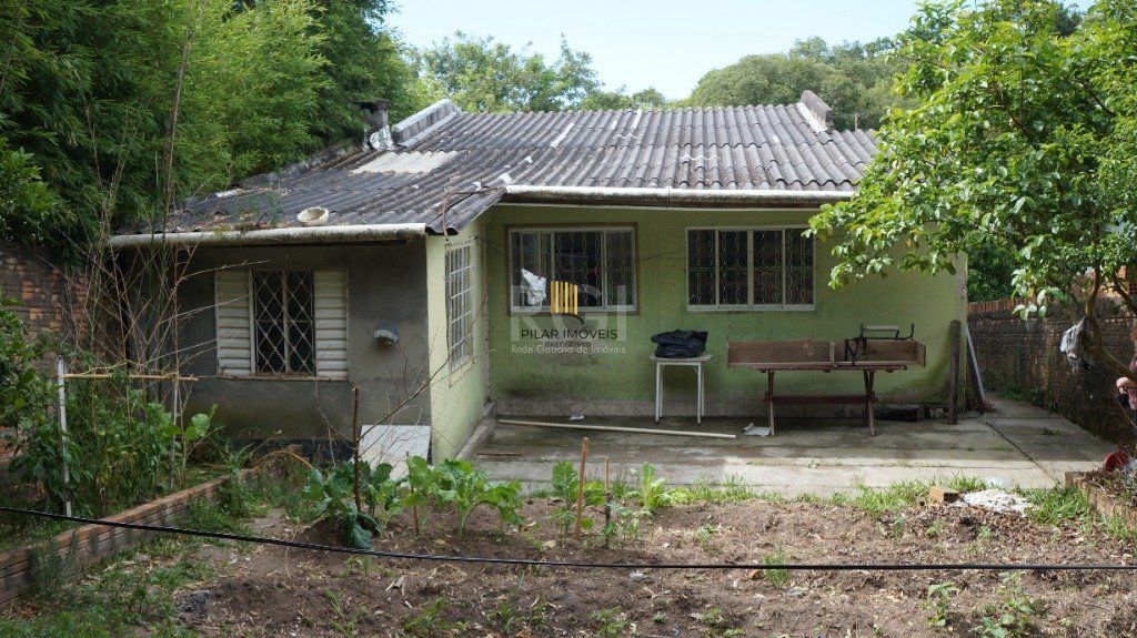 Casa para Venda - TERRENO 686 m2 - Lomba do Pinheiro