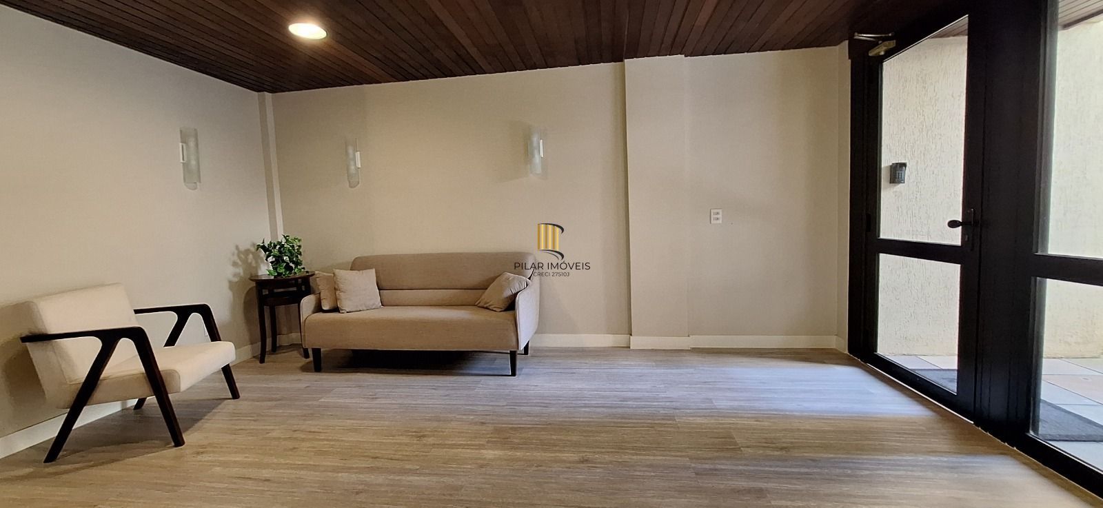 Apartamento 01 dormitório com garagem no Mont Serrat