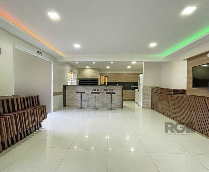 Vendo Casa em Condomínio Com Infra no Bairro Sarandi em Porto Alegre.