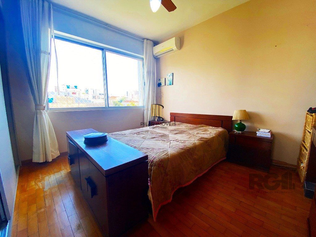 Apartamento de 03 dormitórios no bairro Santa Cecilia em Porto Alegre