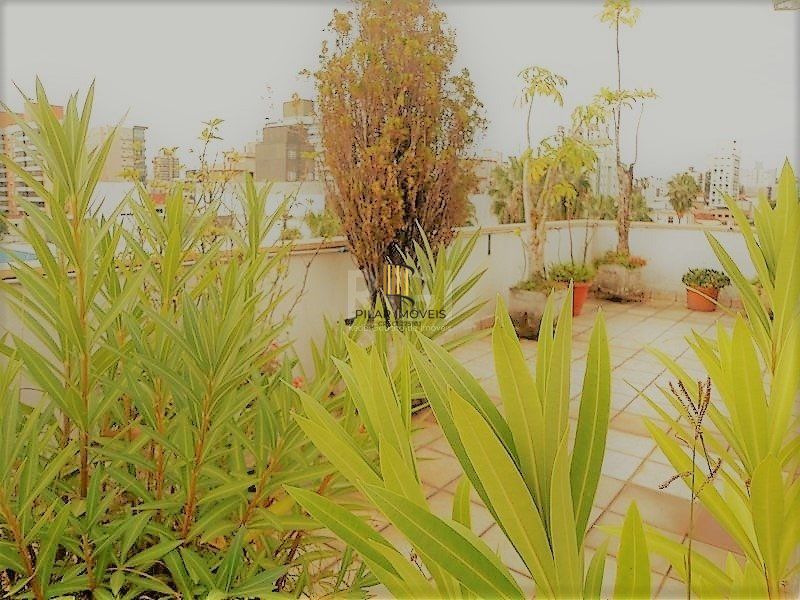 Cobertura para Venda - 166m², 3 dormitórios, sendo 1 suites, 1 vaga - Menino Deus