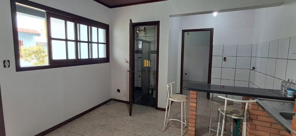 Casa 4 dormitórios no bairro Jardim Itu