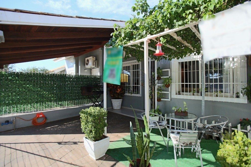 Casa para Venda - 70m², 3 dormitórios, 2 vagas - Jardim Leopoldina