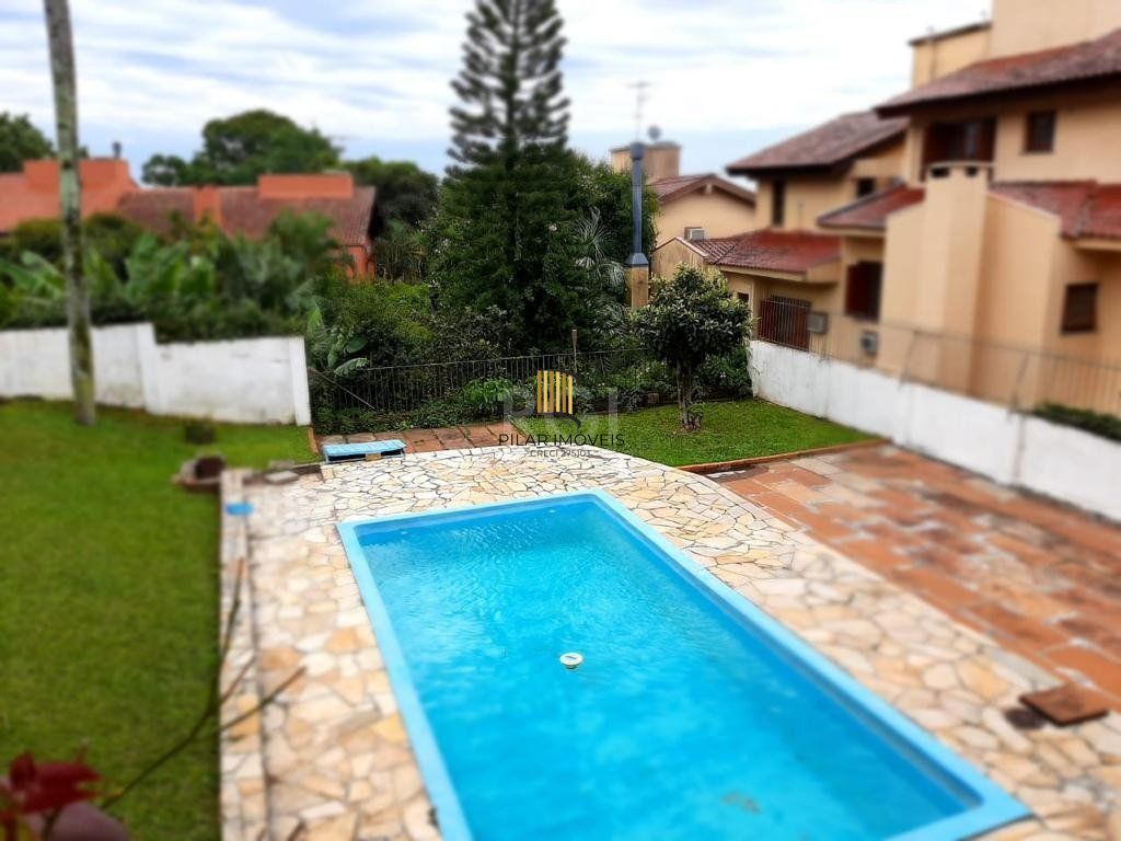 Casa 5 dormitórios no bairro Santa Tereza