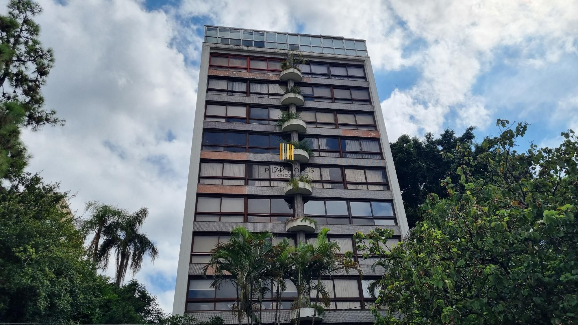Cobertura 3 dormitórios no bairro Moinhos de Vento