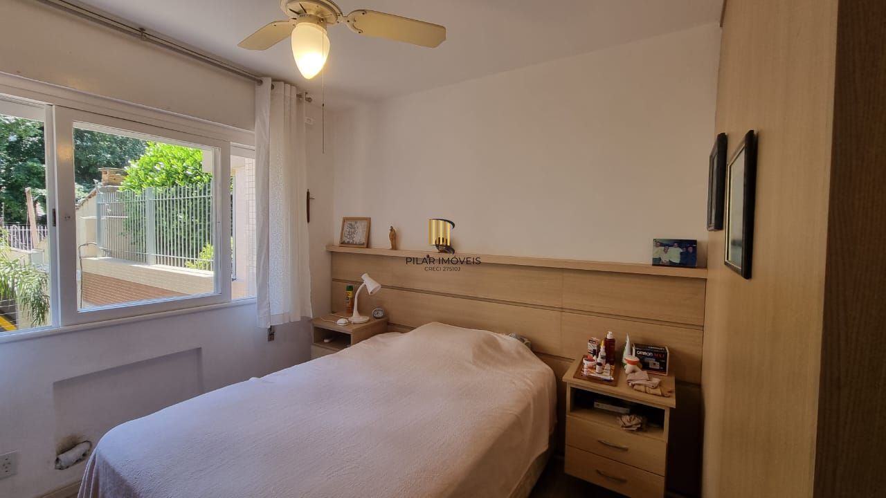 Apartamento 02 dormitórios a venda, térreo, com uma vaga de estacionamento no Bairro Auxiliadora