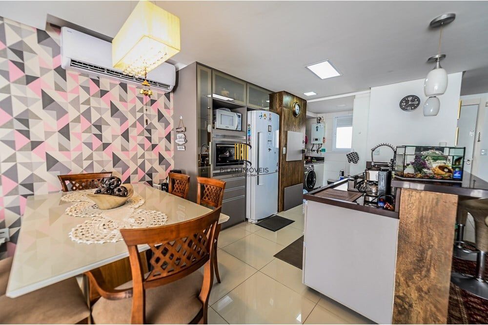 Apartamento 3 dormitórios no bairro Camaquã