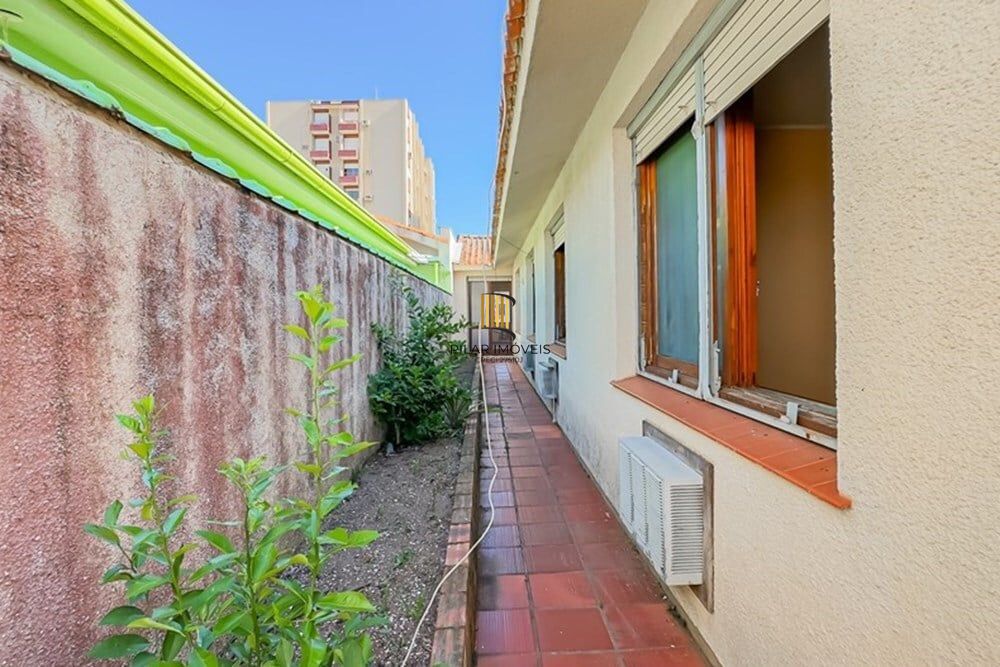 Casa 3 dormitórios no bairro Jardim Lindóia