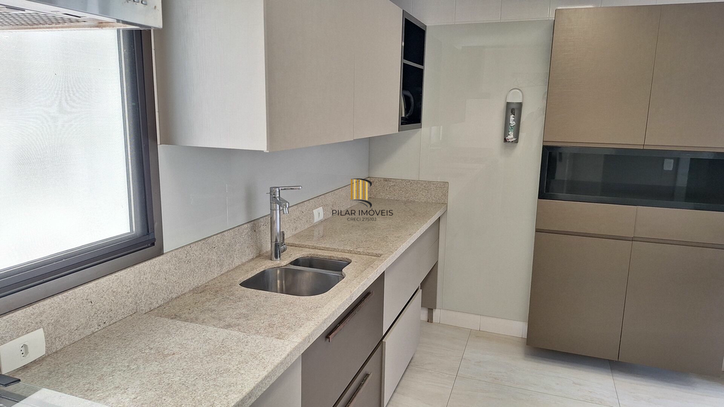 Apartamento 3 dormitórios no bairro Cristal