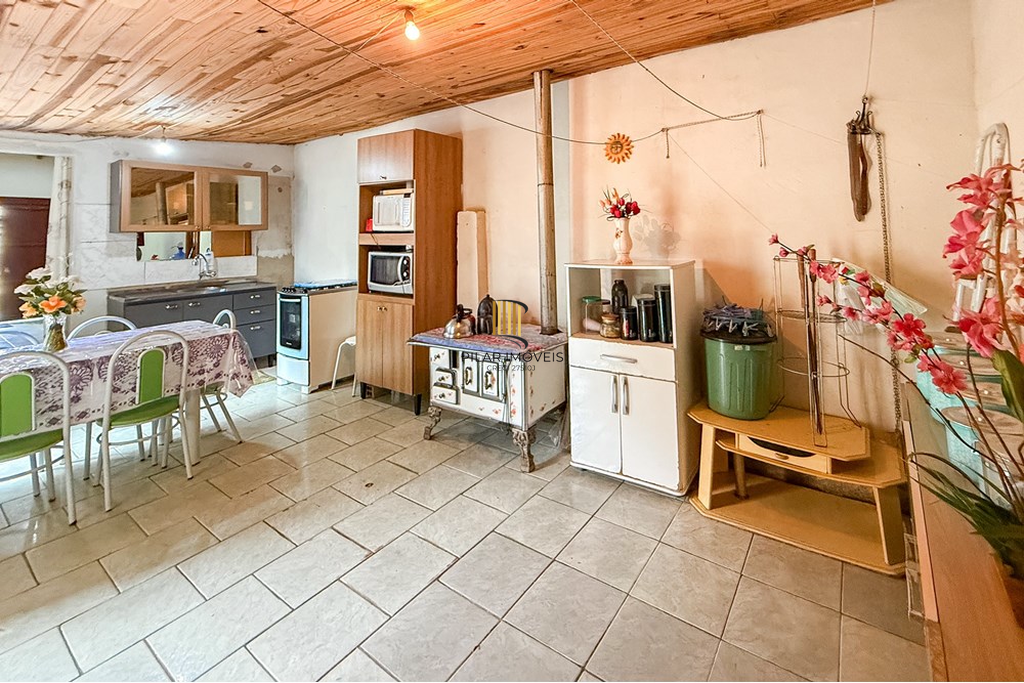 Casa 2 dormitórios no bairro Capão da Cruz