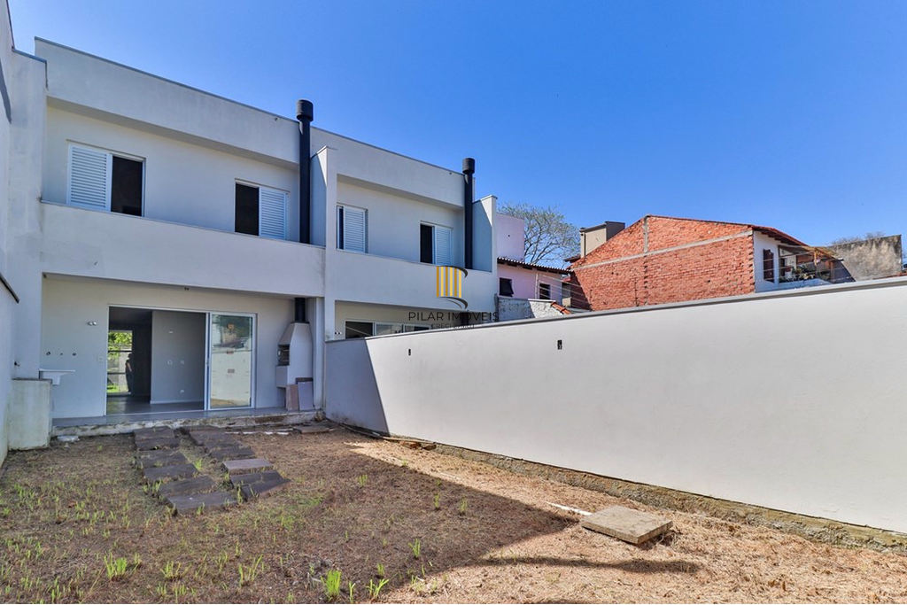 Casa 3 dormitórios no bairro Ipanema