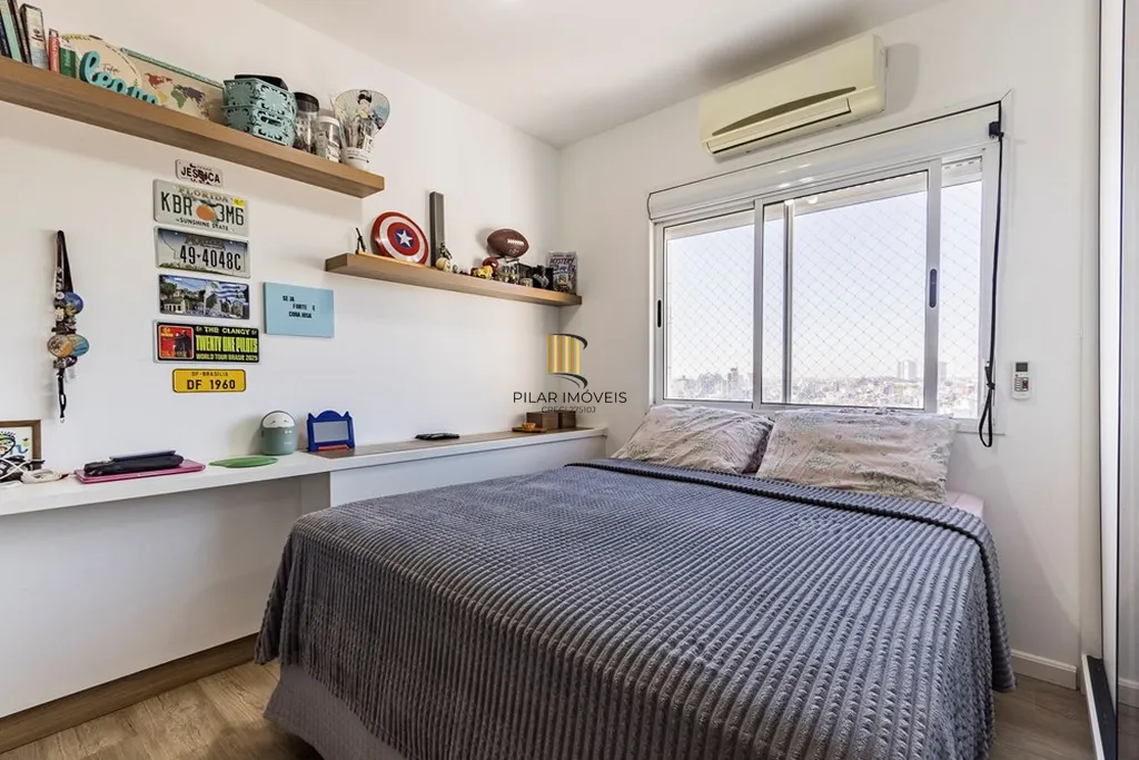 Apartamento 3 dormitórios no bairro Vila Ipiranga