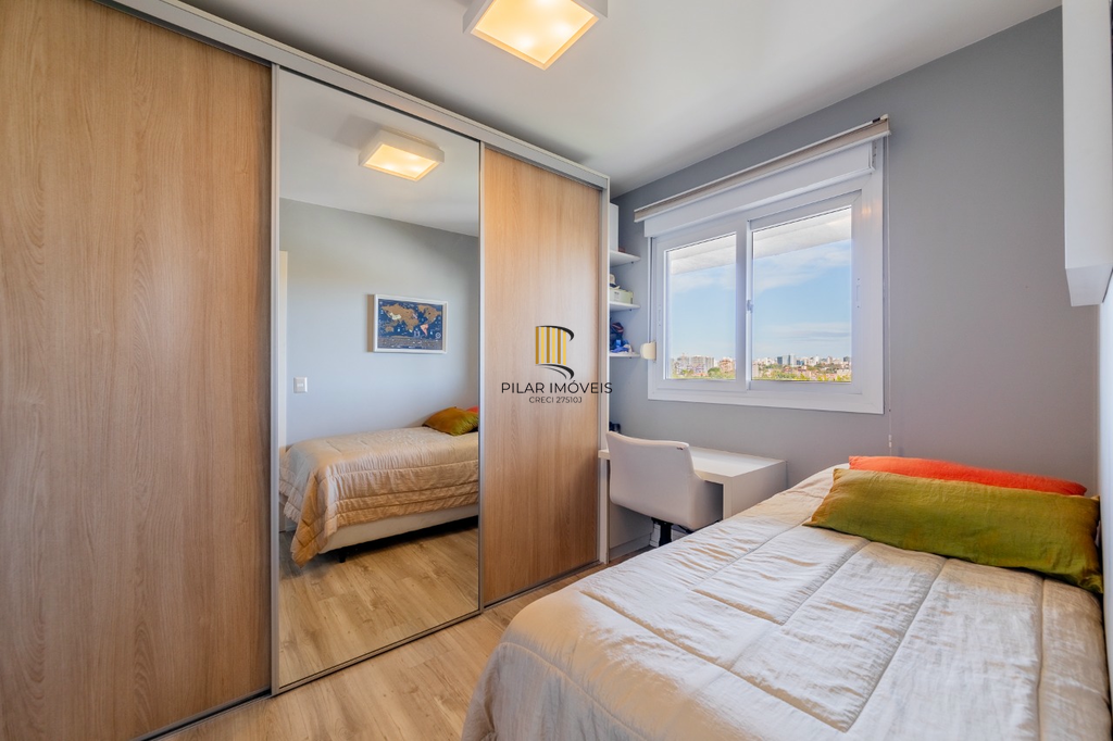 Apartamento 2 dormitórios no bairro Passo da Areia