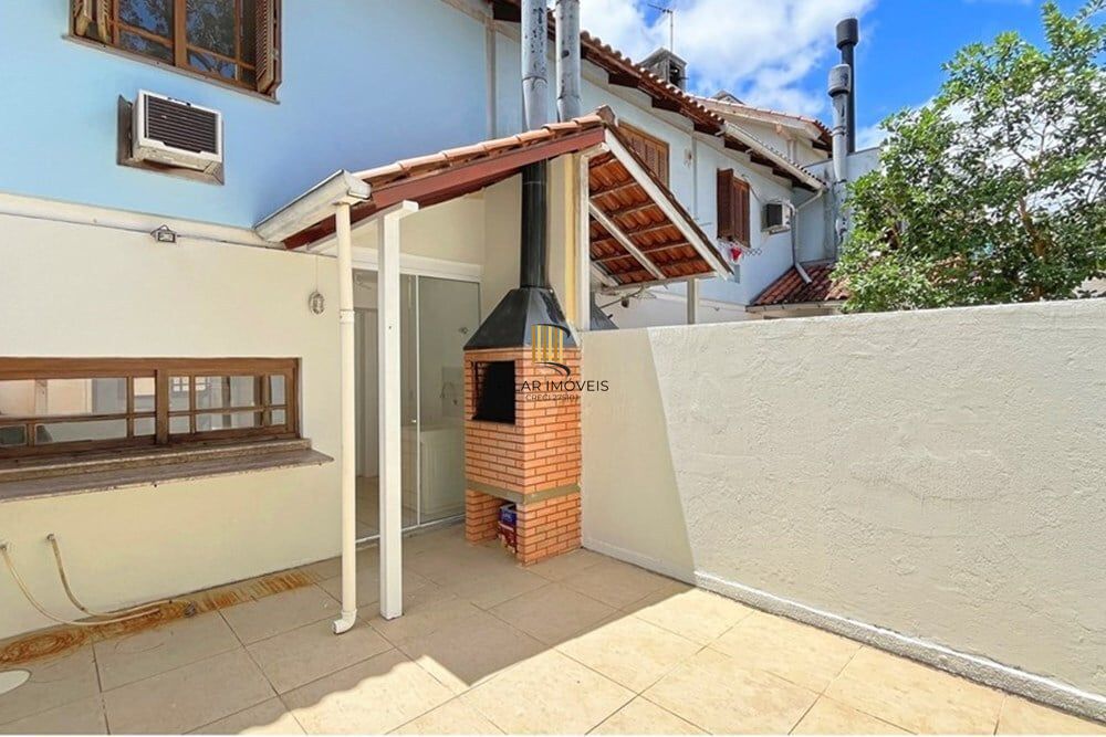Casa de Condomínio 3 dormitórios no bairro Espírito Santo