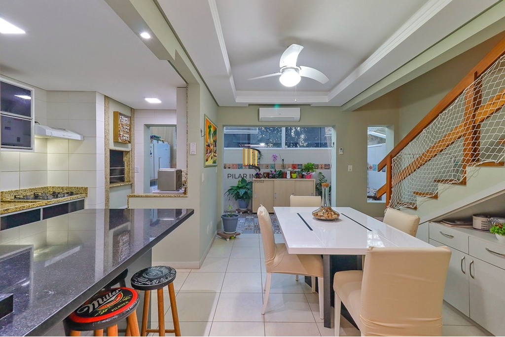 Casa de Condomínio 3 dormitórios no bairro Nonoai