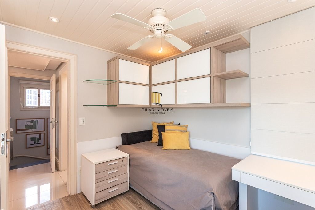 Cobertura 4 dormitórios no bairro Petrópolis