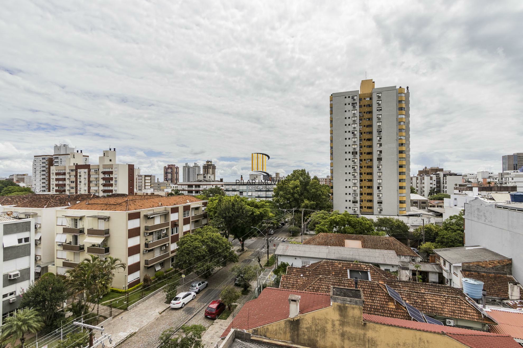 Apartamento 3 dormitórios no bairro Menino Deus
