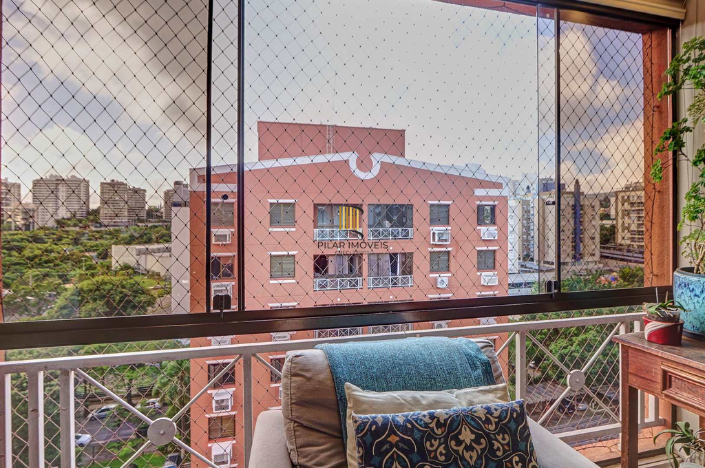 Apartamento 3 dormitórios no bairro Chácara das Pedras