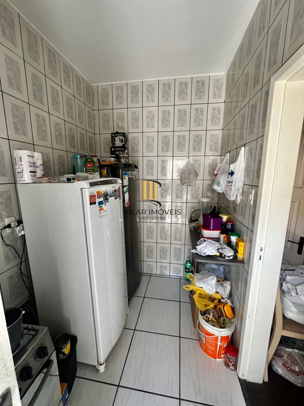 Apartamento de 1 dormitório no bairro Passo da Areia, com 41 m2, 02º pavto.