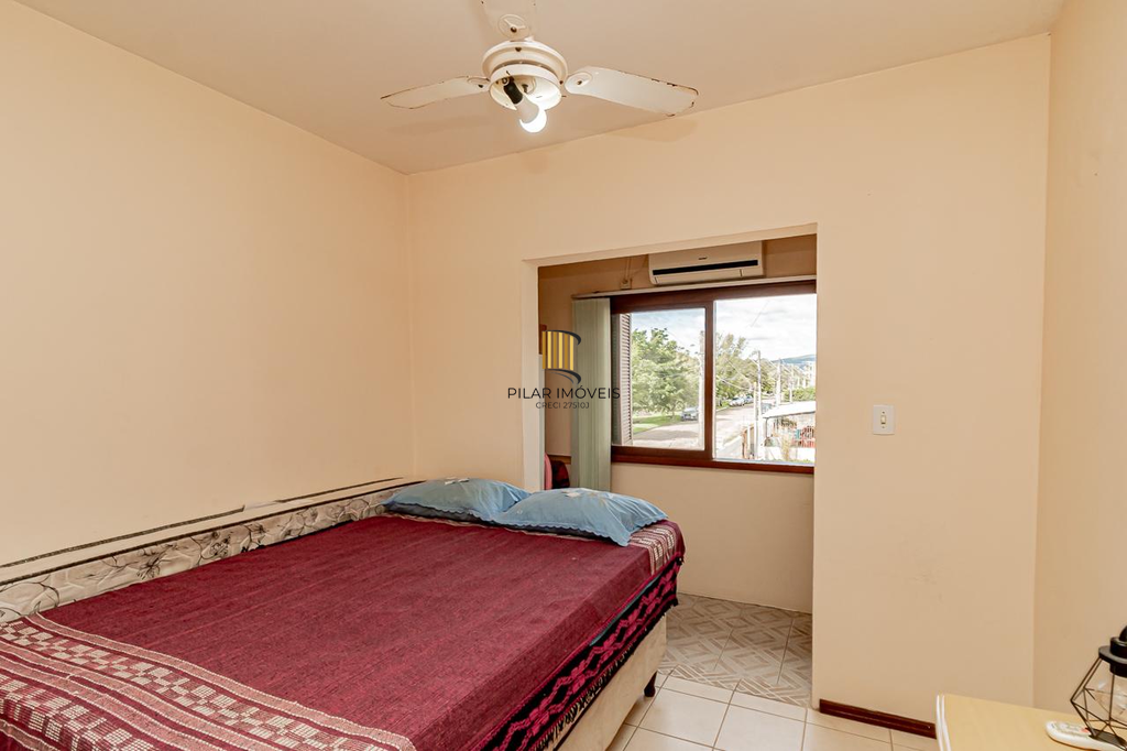 Casa 3 dormitórios no bairro Hípica