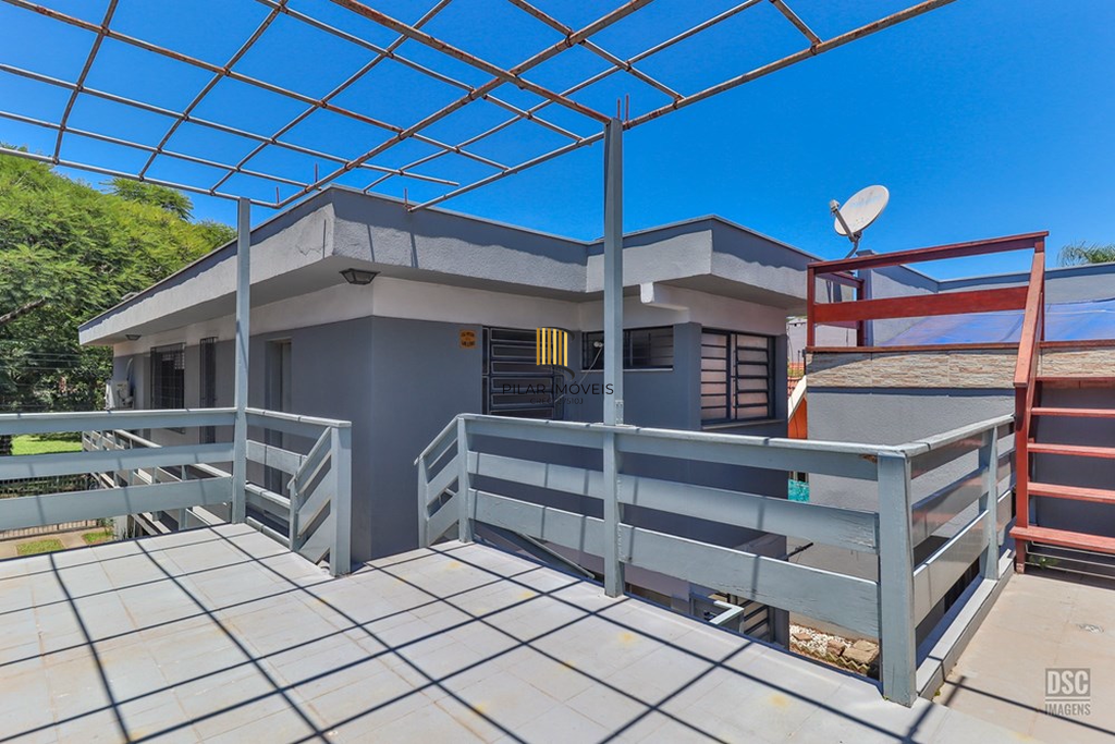 Casa 7 dormitórios no bairro Vila Ipiranga