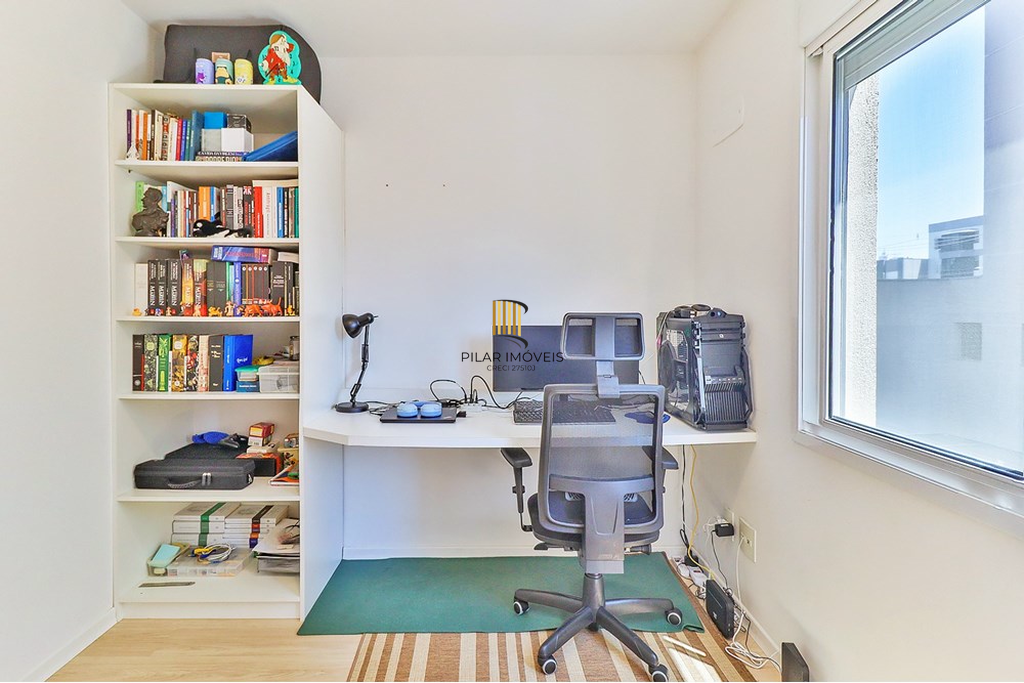 Apartamento 2 dormitórios no bairro Três Figueiras