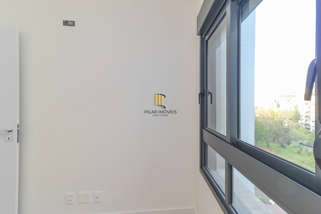 Apartamento 2 dormitórios no bairro Jardim Lindóia