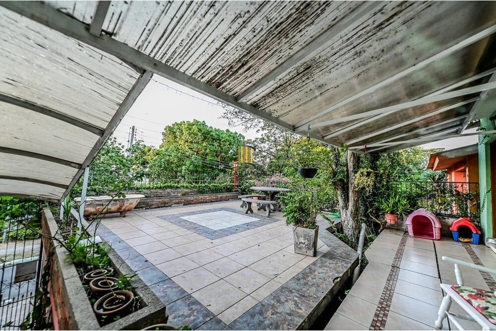 Casa de Condomínio 4 dormitórios no bairro Santa Tereza