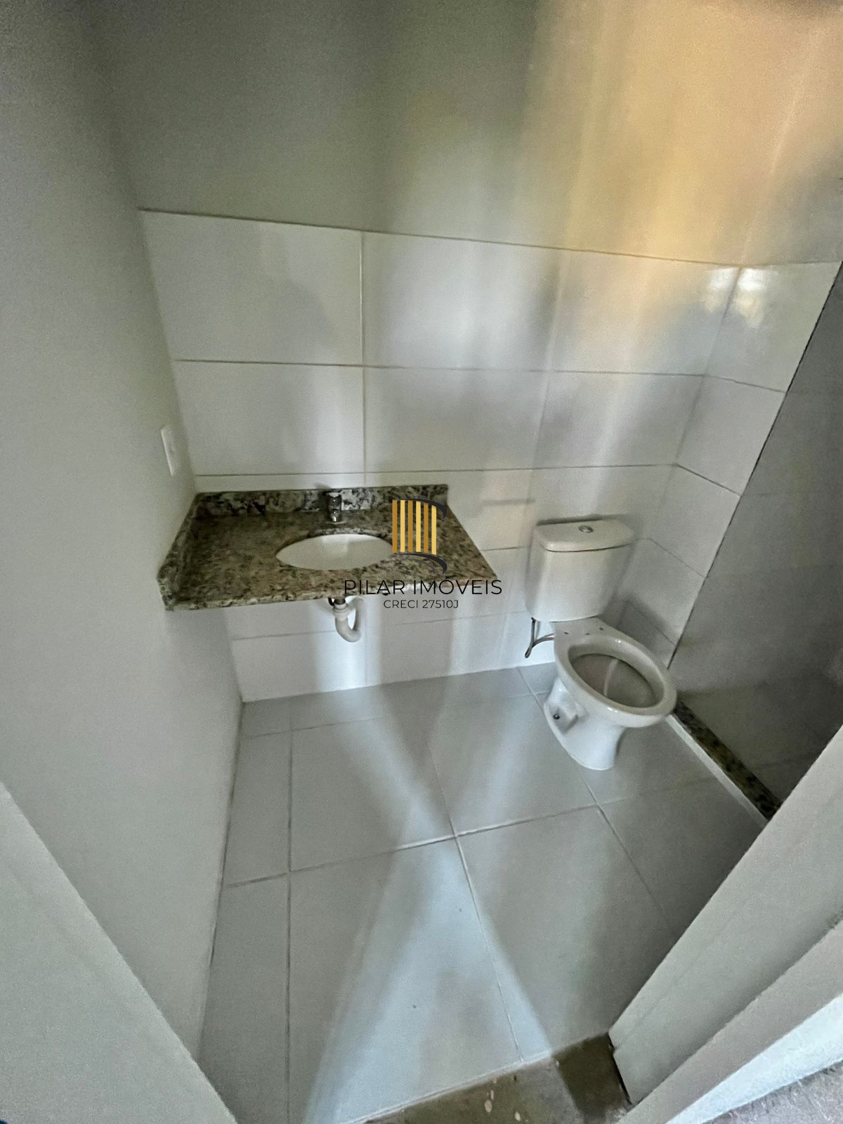 Apto 02 dorm com vaga, térreo, Pq Santa Fé, 50 m², aceita financiamento e FGTS