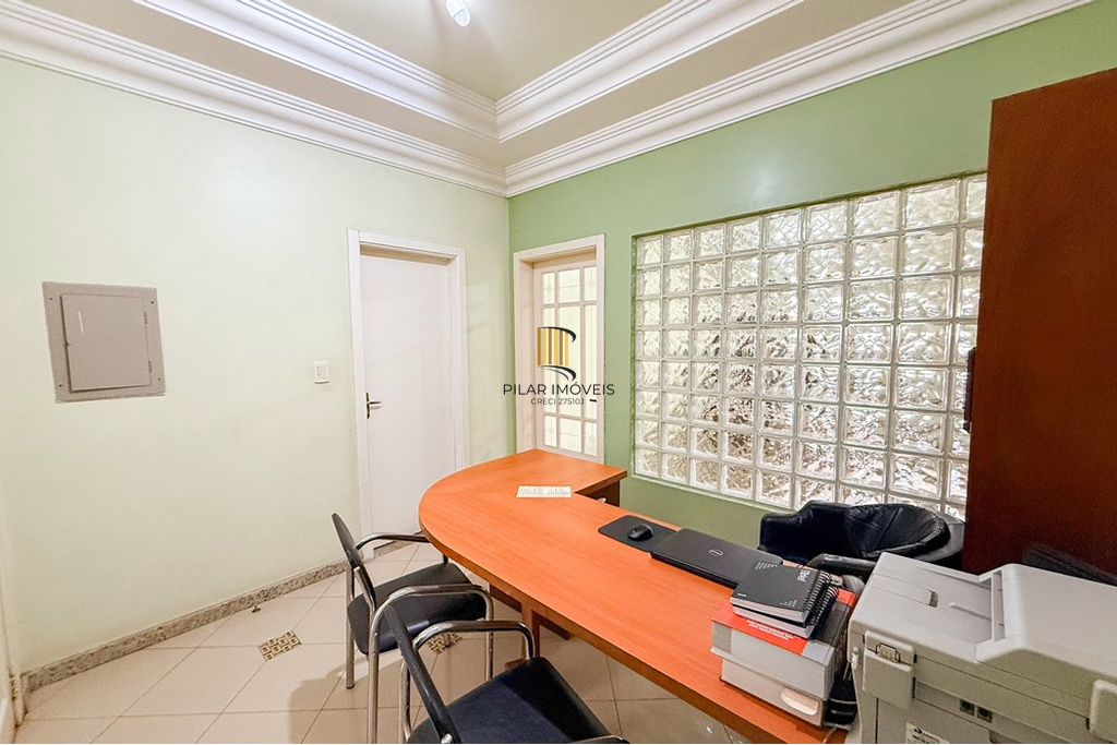 Casa 6 dormitórios no bairro Nossa Senhora das Graças