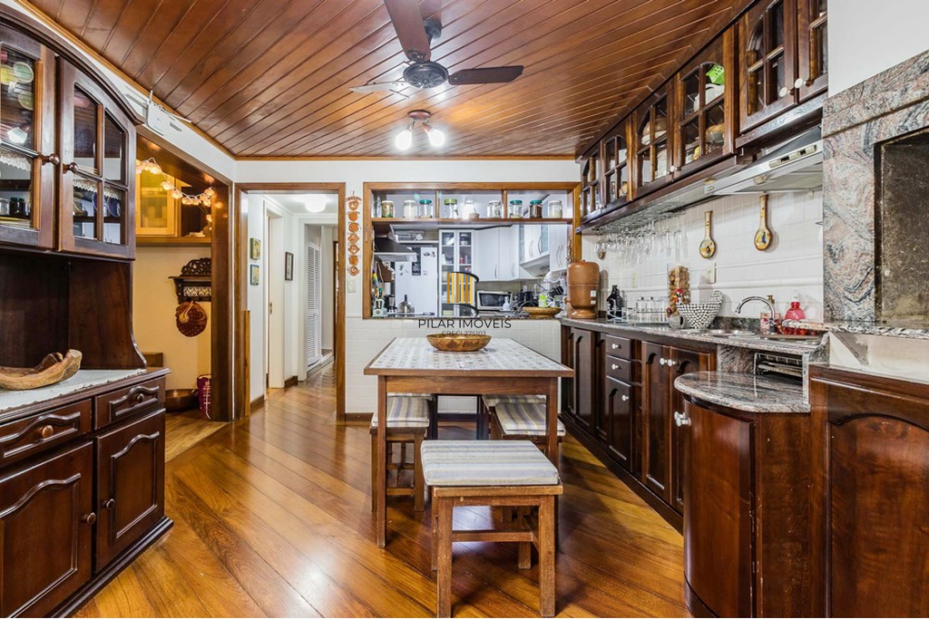 Casa 3 dormitórios no bairro Jardim Sabará