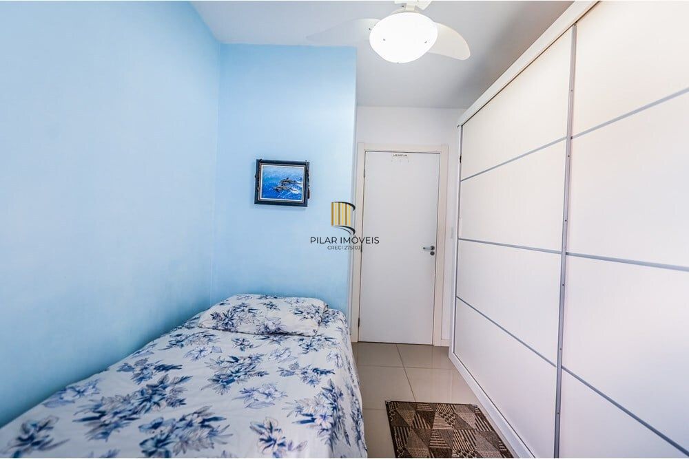 Apartamento 3 dormitórios no bairro Camaquã