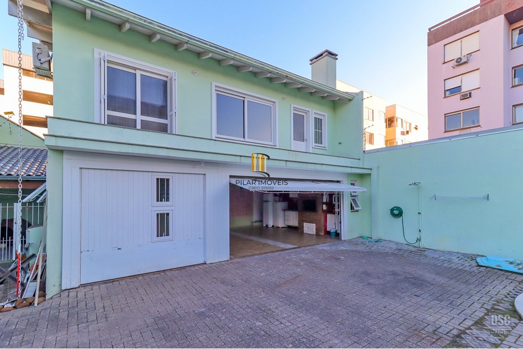 Casa 4 dormitórios no bairro Tristeza