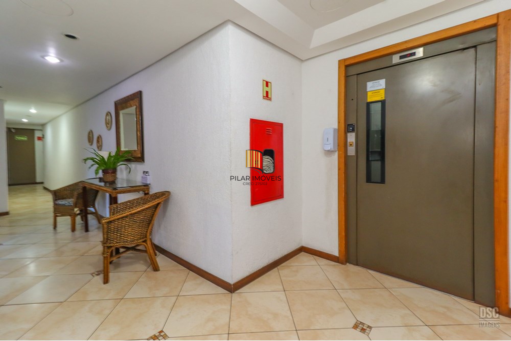 Apartamento 3 dormitórios no bairro Menino Deus