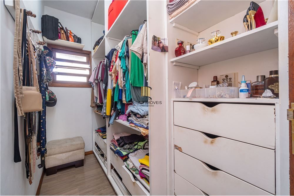 Casa 4 dormitórios no bairro Jardim Lindóia
