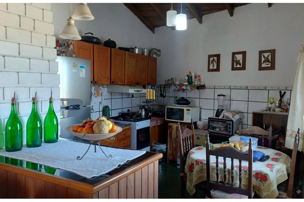 Casa 4 dormitórios no bairro Cristal