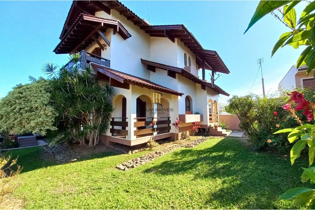Casa 4 dormitórios no bairro Rolante